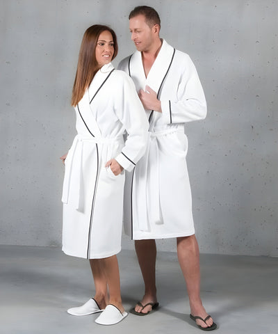Wrap, Relax, Repeat: Unleashing the Luxury of Unisex
